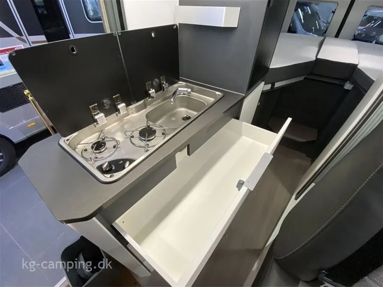 Billede 13 - 2024 - Adria Twin Supreme 640 SLB Adria Twin Supreme 640 SLB – Næsten Ny & Stadig Fabriksgaranti