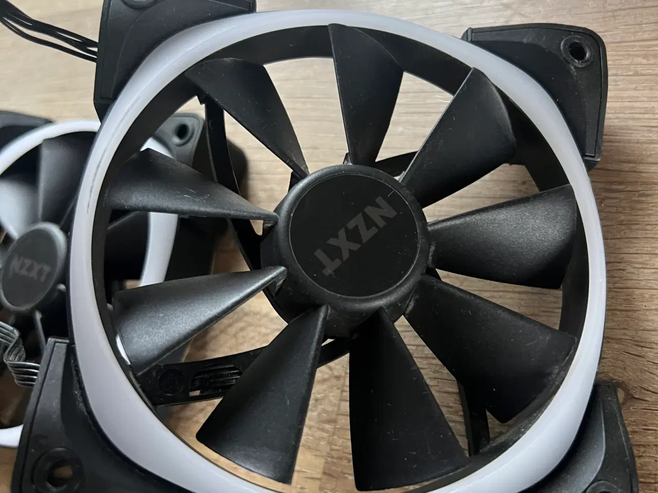 Billede 2 - Nzxt Faner og RGB Hub