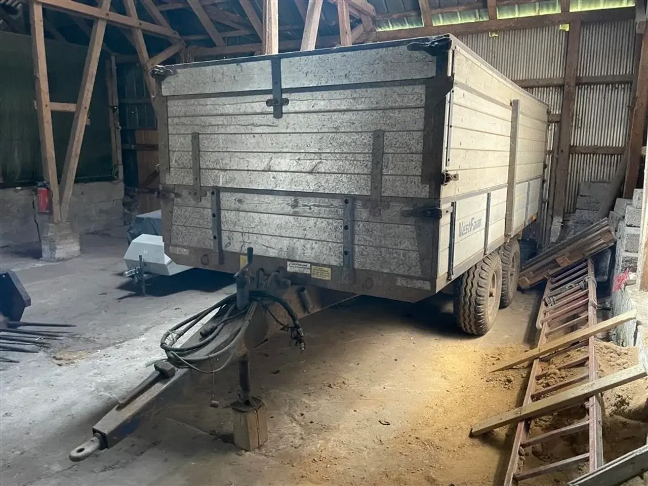 Billede 2 - Vestfarm V 7000 Halv højtip
