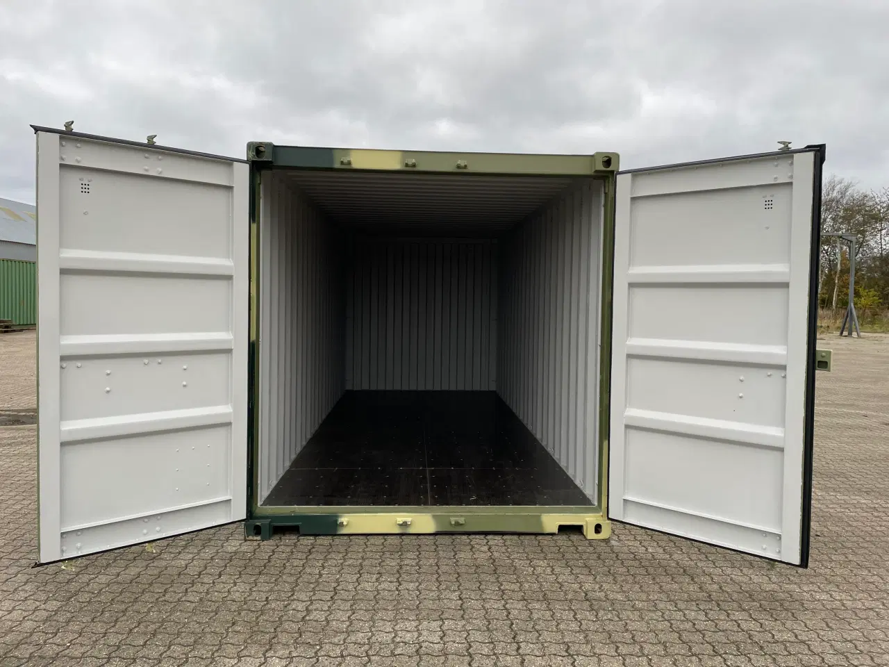 Billede 2 - 20 fods Container - Camouflage farver.