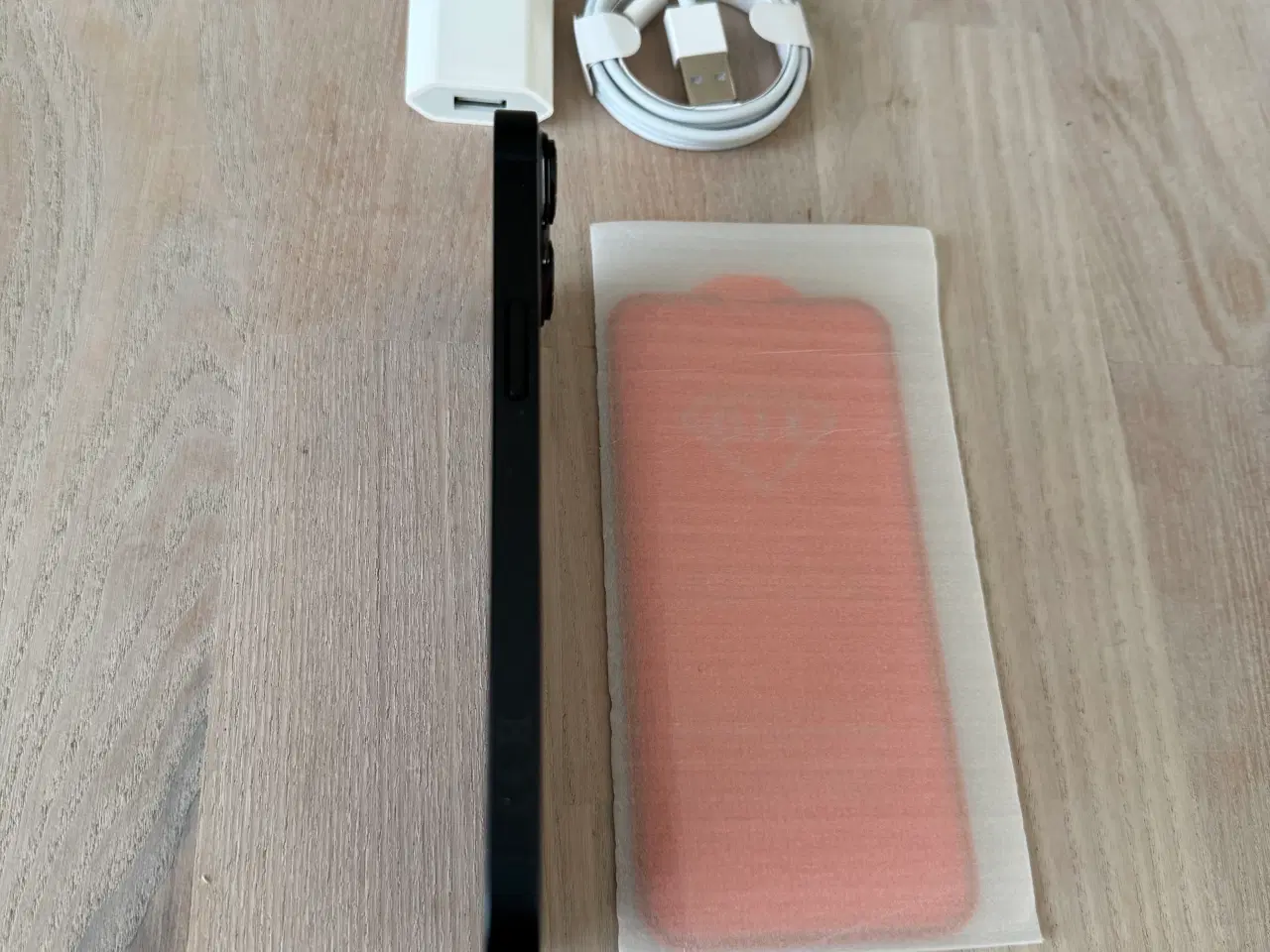 Billede 1 - SOM NY iphone 14 128gb i sort farve sælges