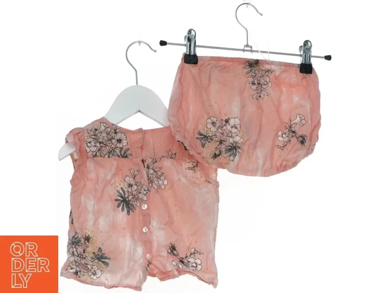 Billede 2 - Sæt til småbørn med bluse og bloomers fra MarMar (str. 74)