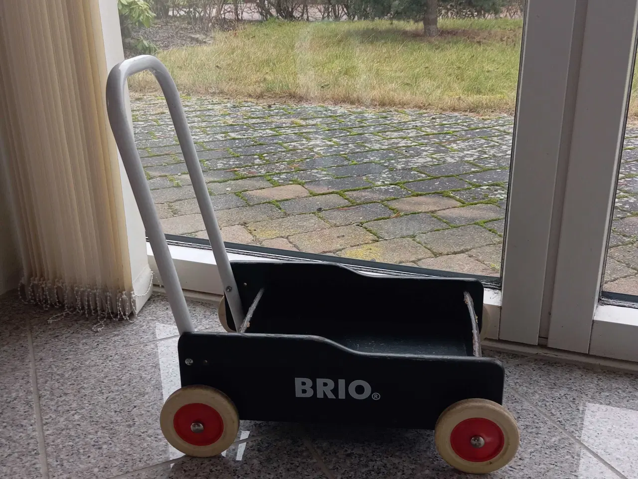 Billede 2 - Gåvogn fra Brio