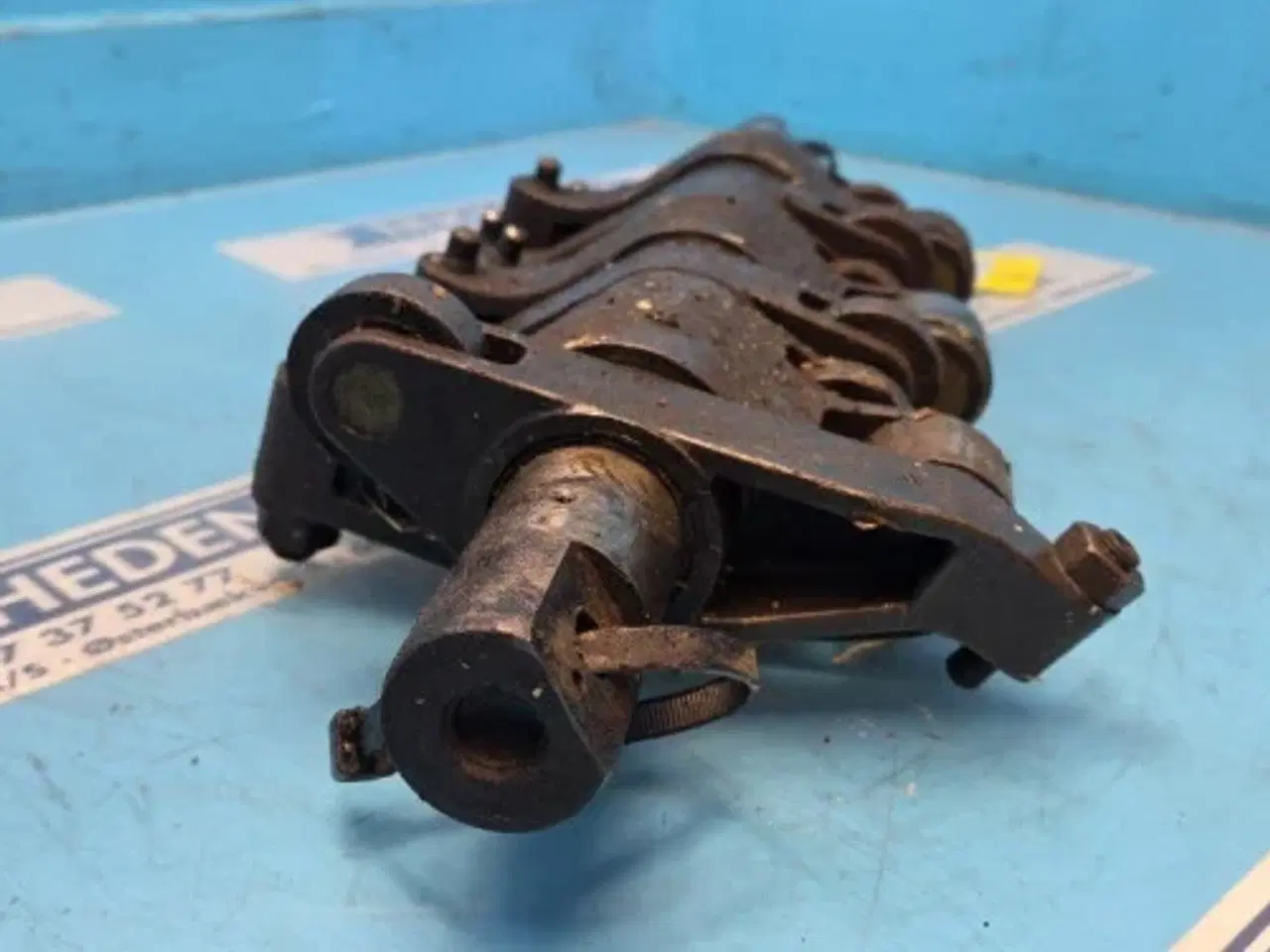 Billede 9 - John Deere 6125HZ001 Vippeaksel RE66193