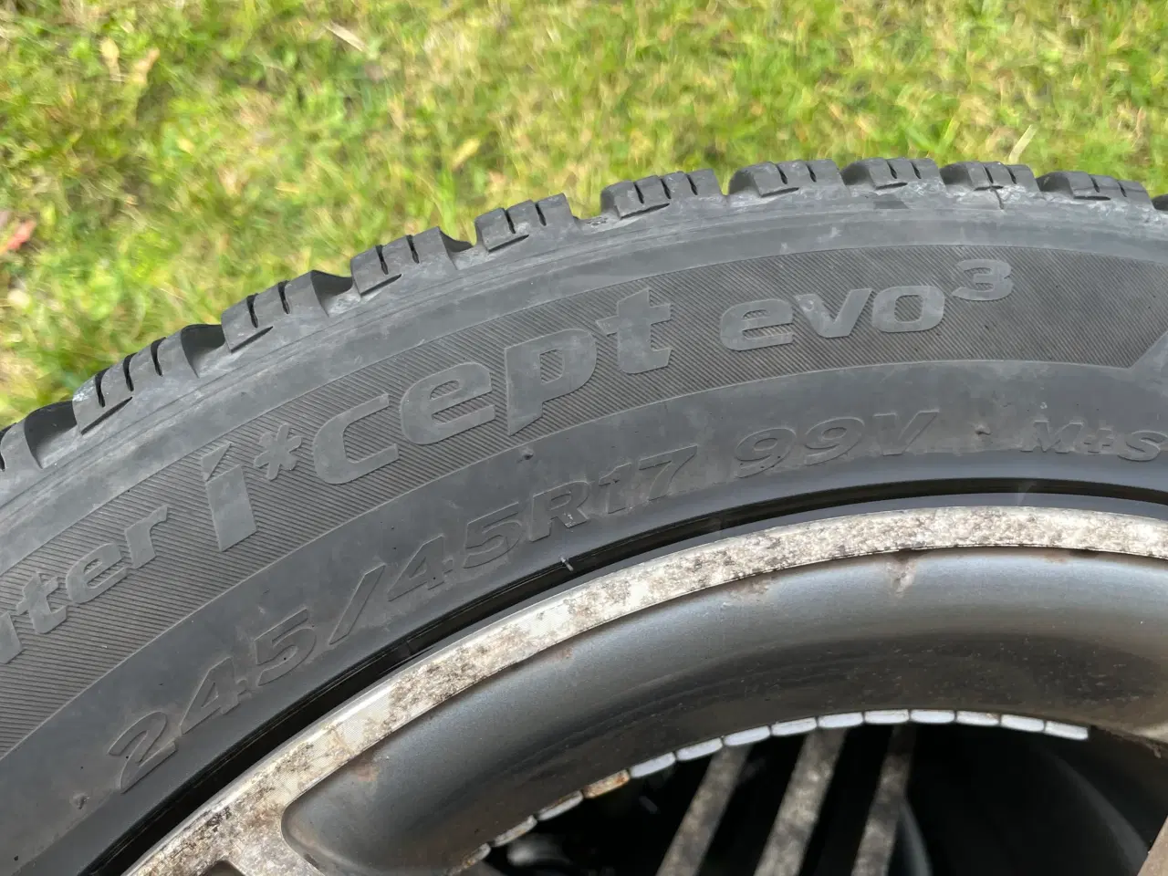 Billede 2 - 4 vinterdæk på fælge Medcedes E 200