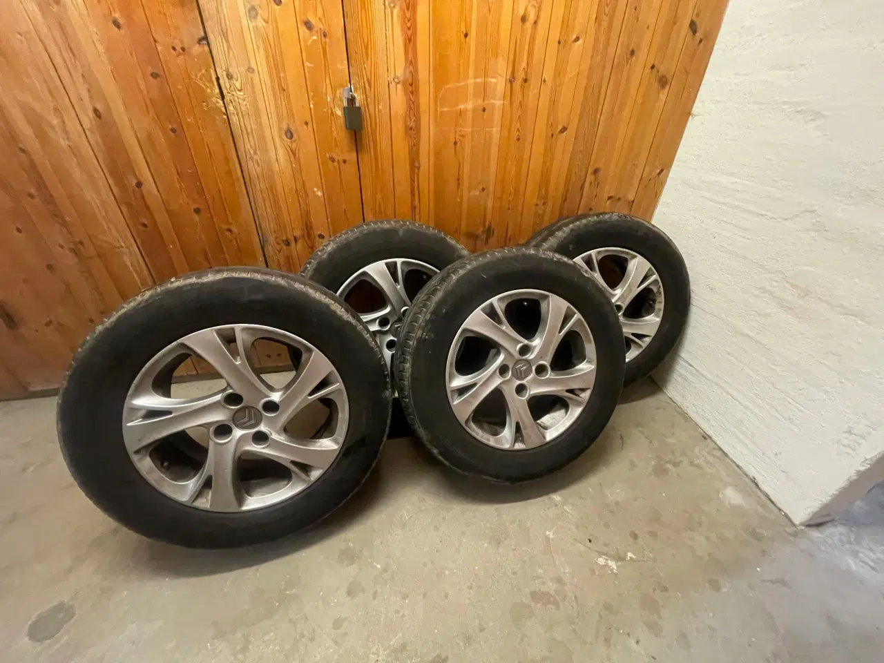 Billede 1 - Alufælge 16 tommer 