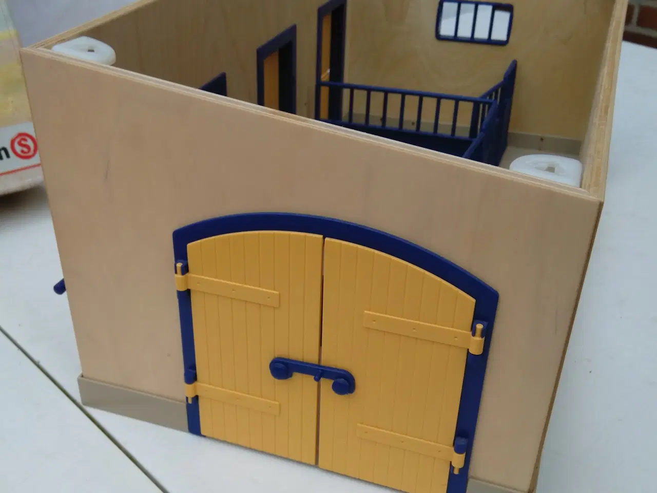 Billede 7 - Schleich hestestald med masser af tilbehør