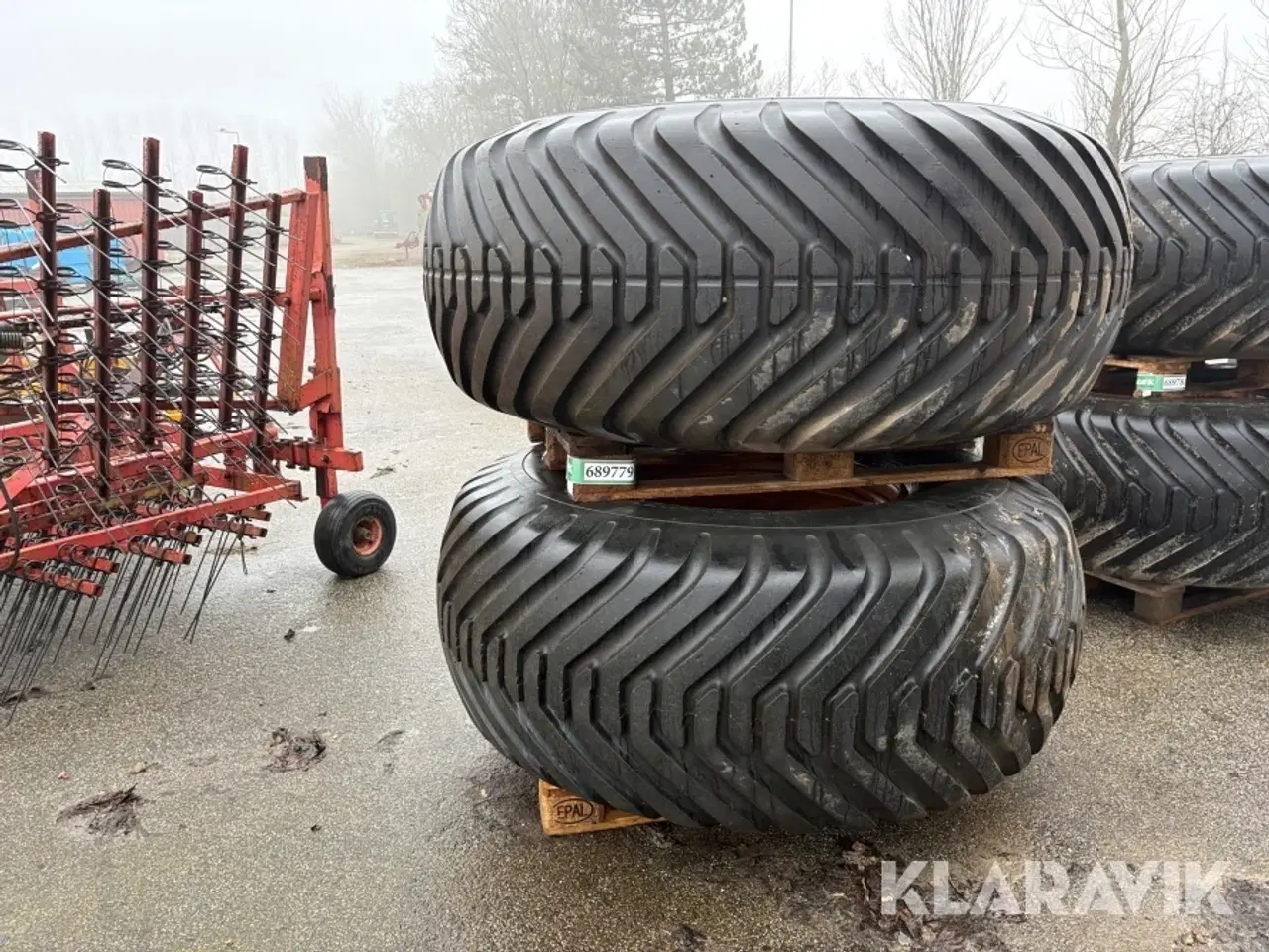 Billede 1 - Traktordæk Alliance Flotation 328 - 2 styk