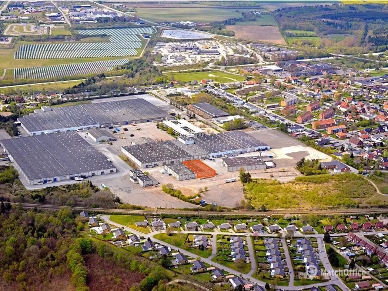 Billede 10 - Lagerhal til leje i Vojens | 735 m² lagerhal tæt på E45 motorvej