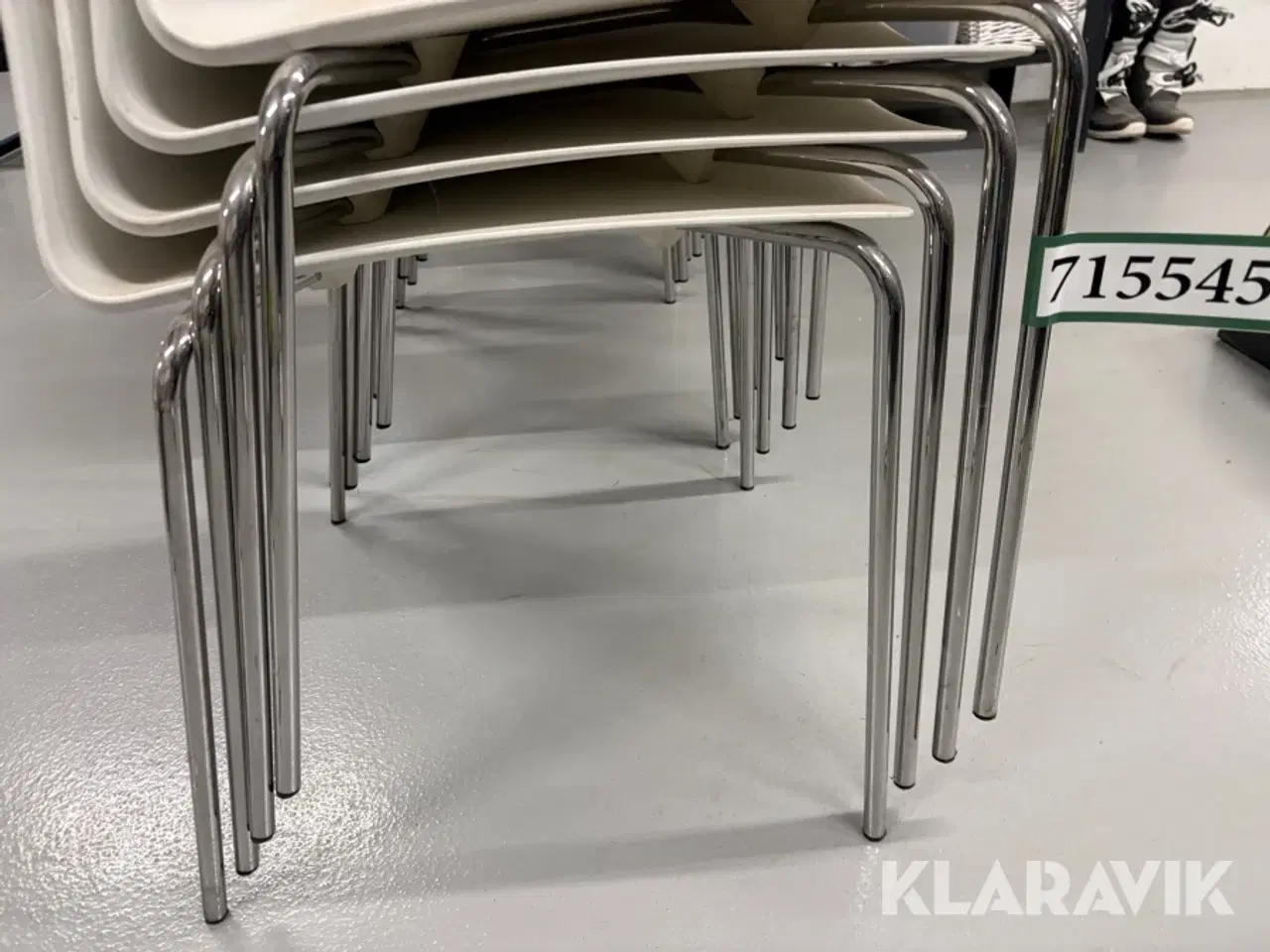 Billede 6 - Kontorstole Four Design Cast 2 plastskal rød hvid sort 12 styk