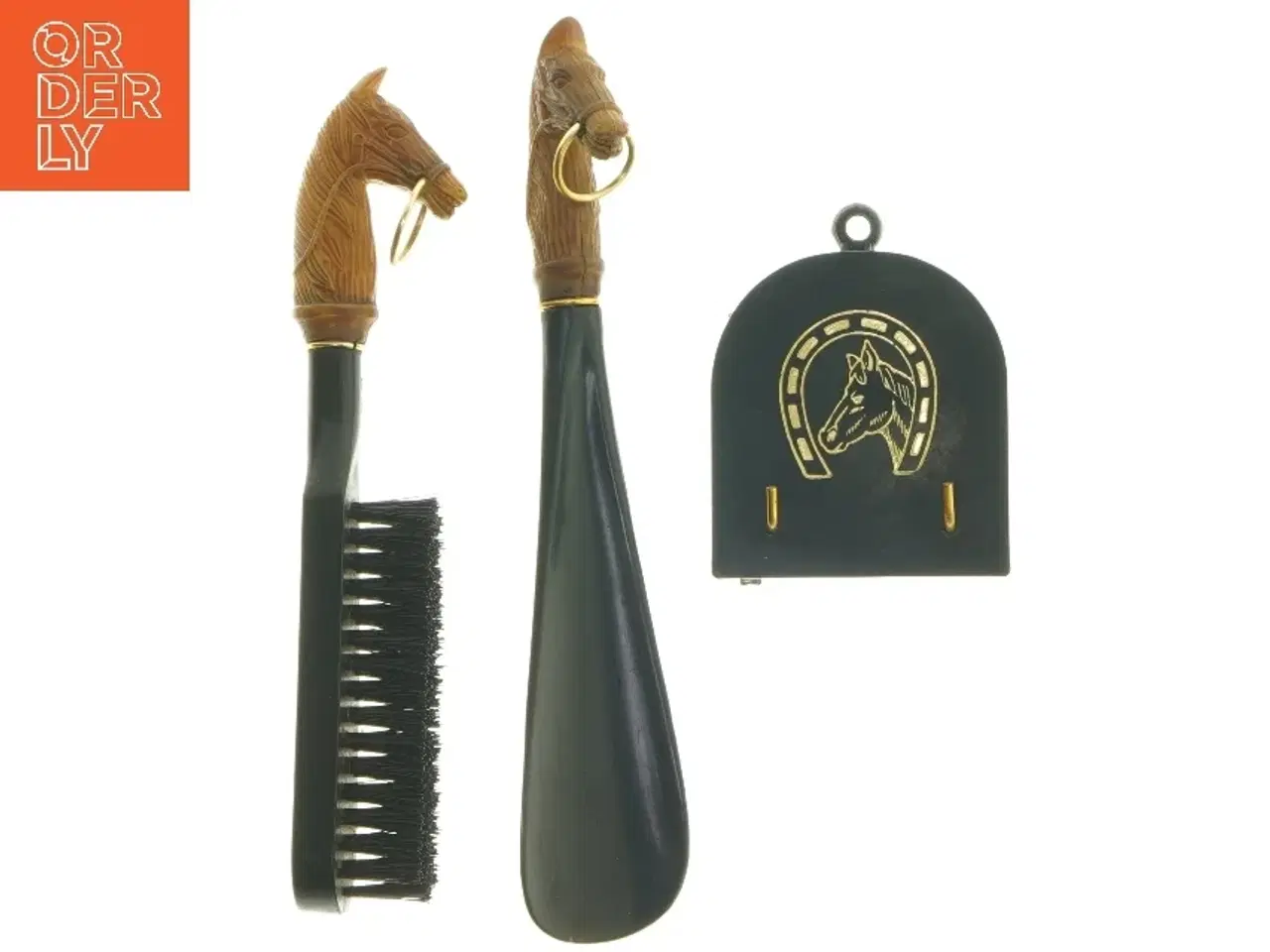 Billede 1 - Skobørstesæt med hestehoveder (str. 22 cm)