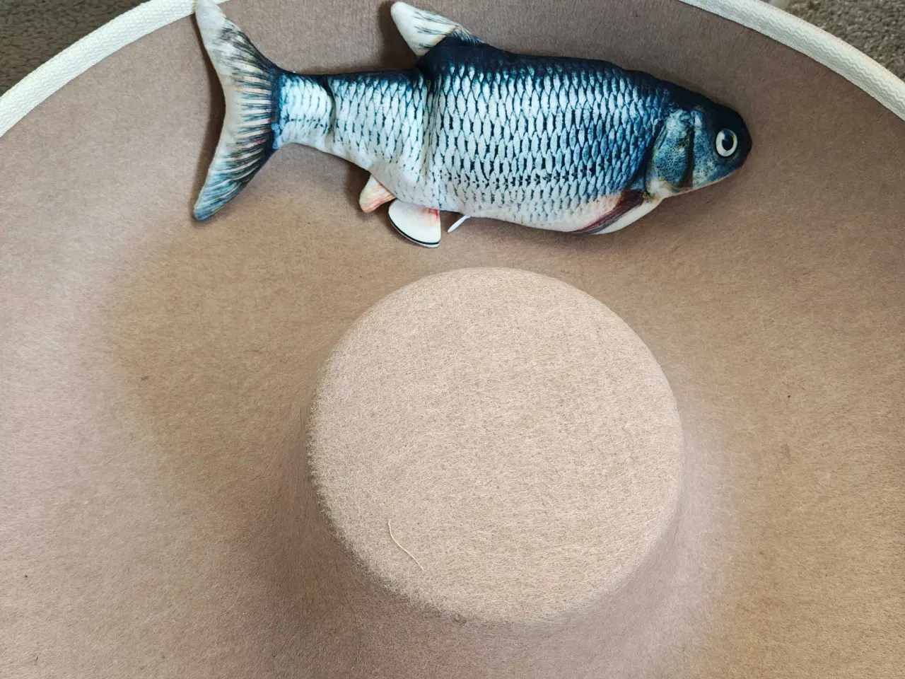 Billede 3 - Kattelegetøj til salg.