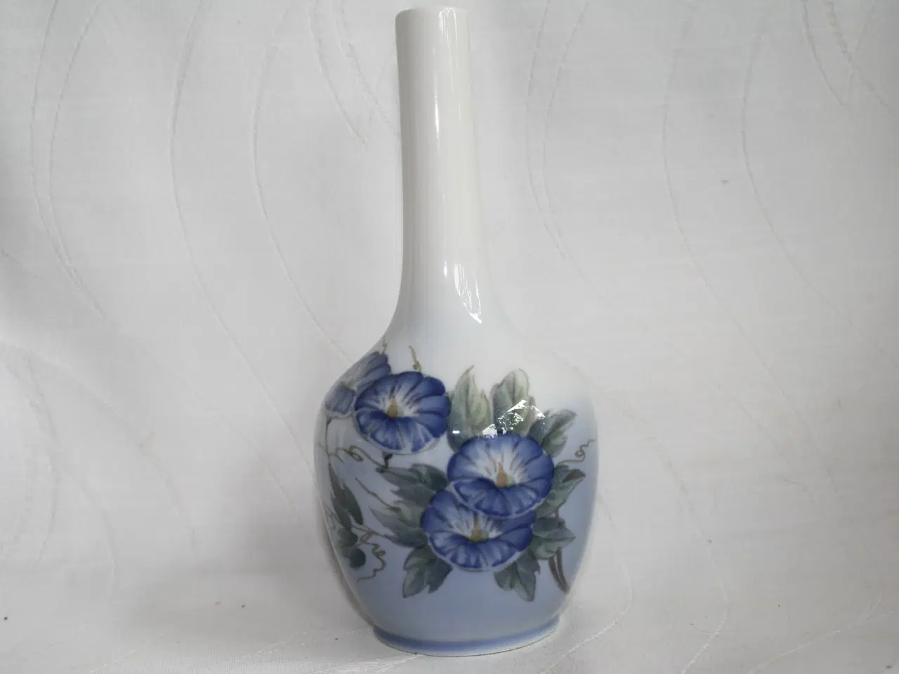 Billede 3 - Vase med blå snerler fra Royal Copenhagen