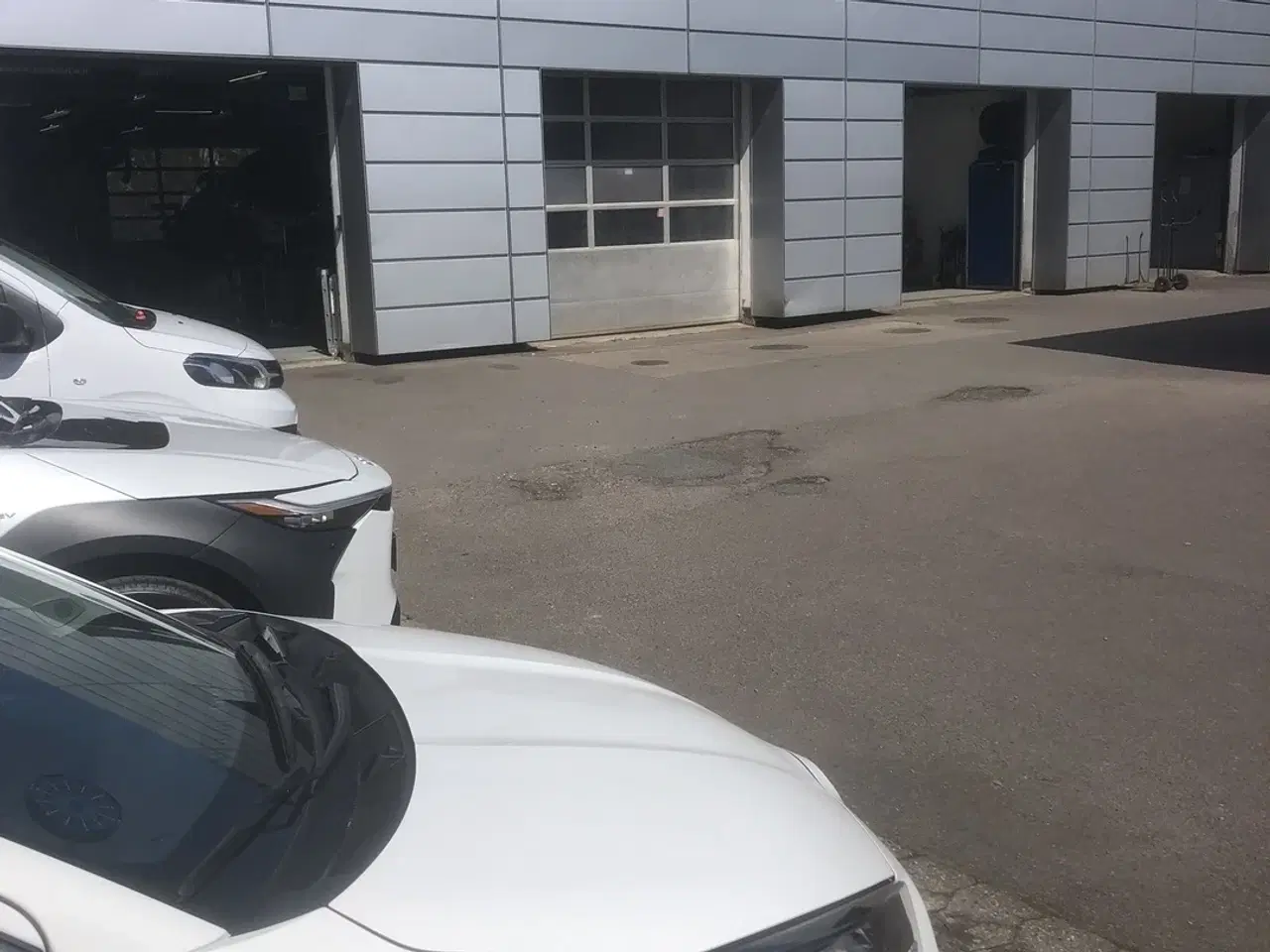 Billede 5 - Automobiler - salg og værksteder