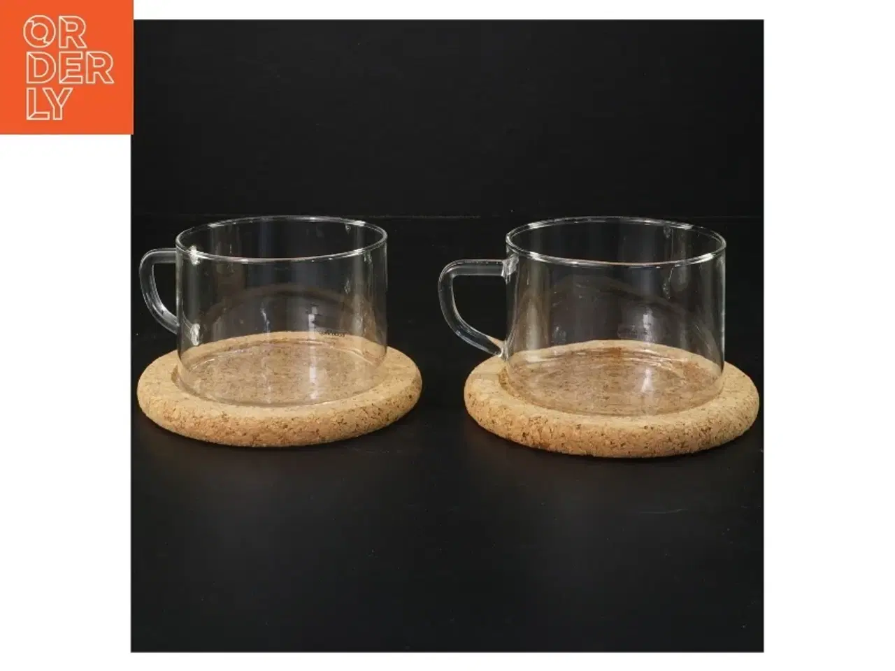 Billede 1 - Boda Nova Sæt med glas kopper og kork underlag (str. 7x10 cm)