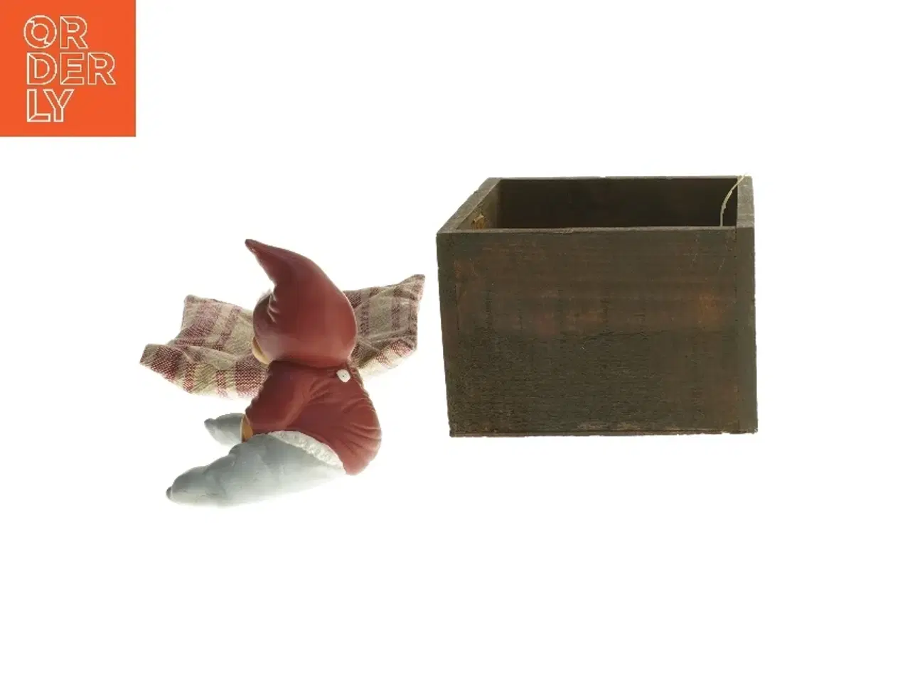 Billede 3 - Julefigur med høkasse fra Trip Trapp (str. 11,5x11,5x10 cm)