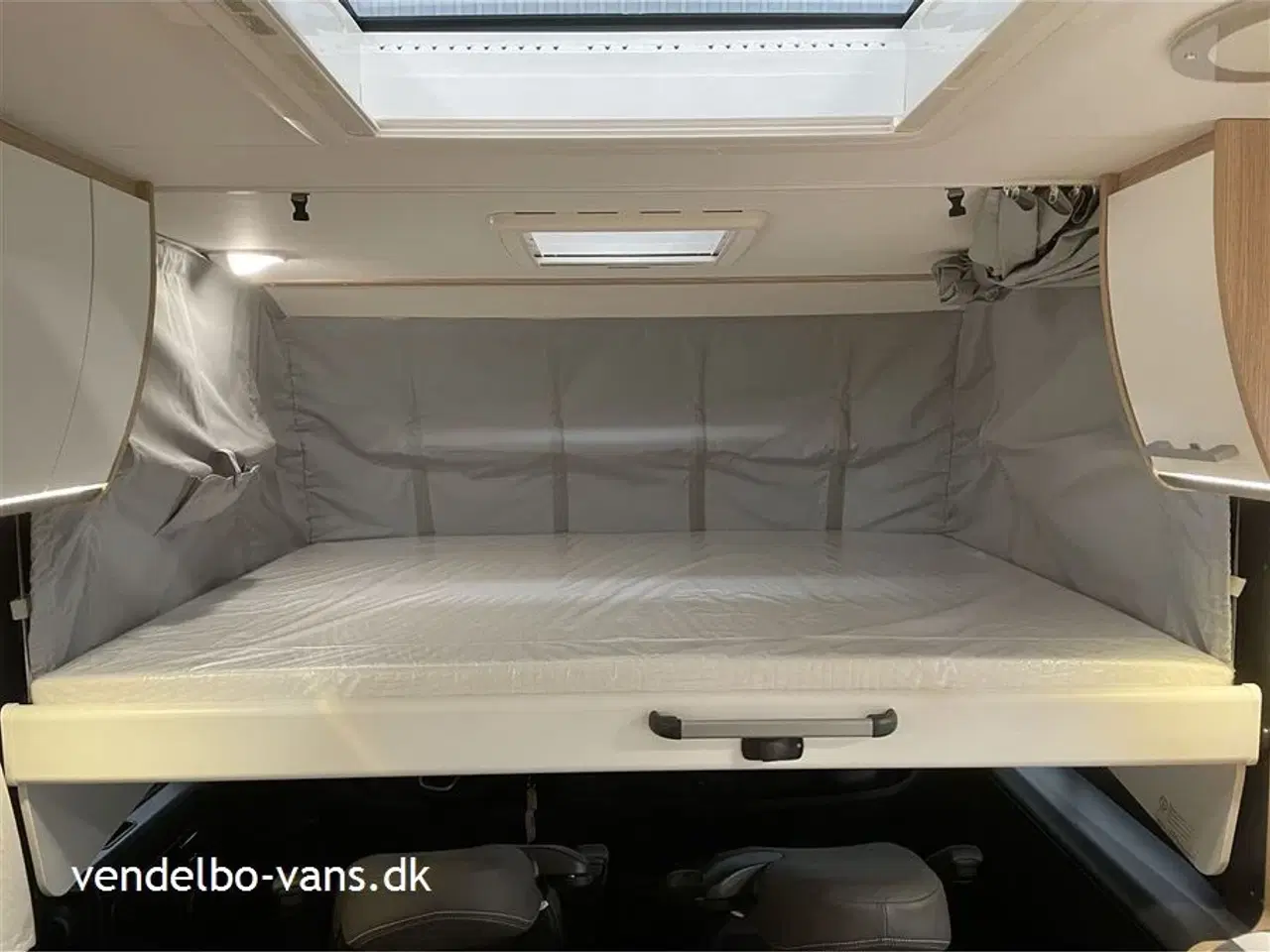 Billede 6 - 2023 - SunLight I 67S Aut.   Enkeltsenge - stor garage - 180 HK automatgear