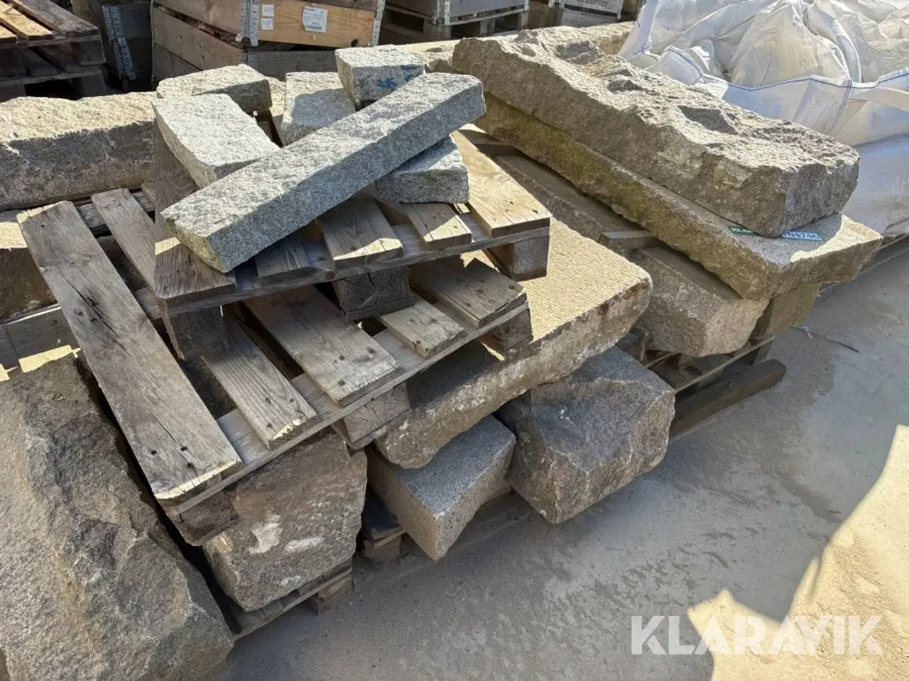 Billede 1 - Granitsten blandet lot