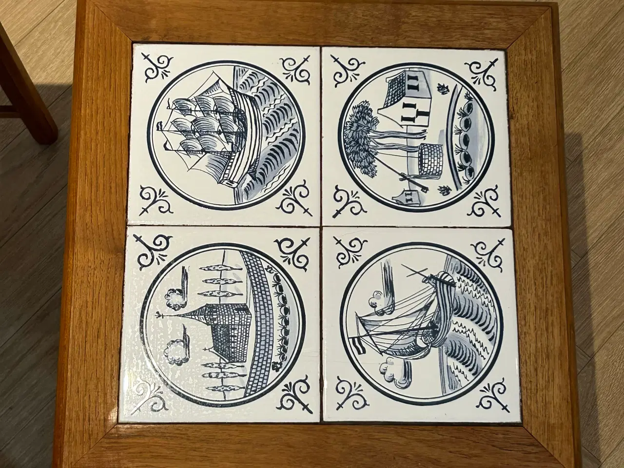 Billede 7 - Sofabord / indskudbord i mørkt træ og kakler