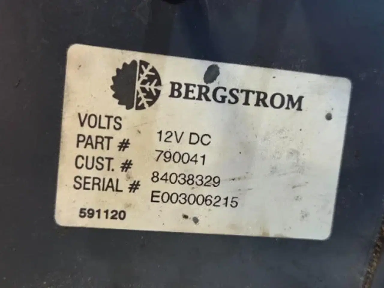 Billede 8 - New Holland TF78 Konsollen Til Instrumentbrættet 84015371