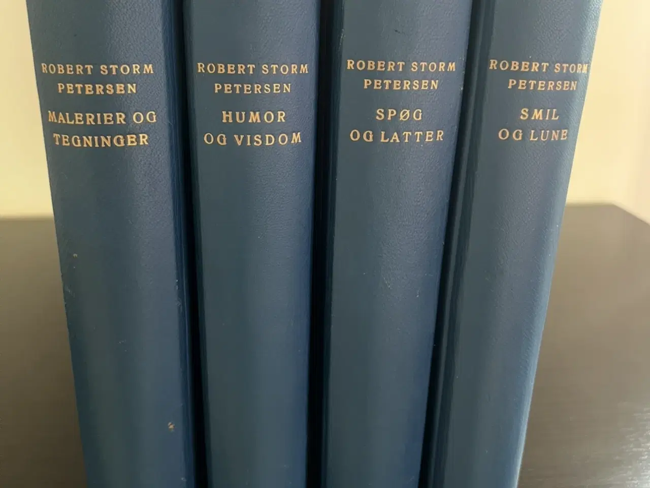 Billede 1 - Robert Storm Petersen bøger