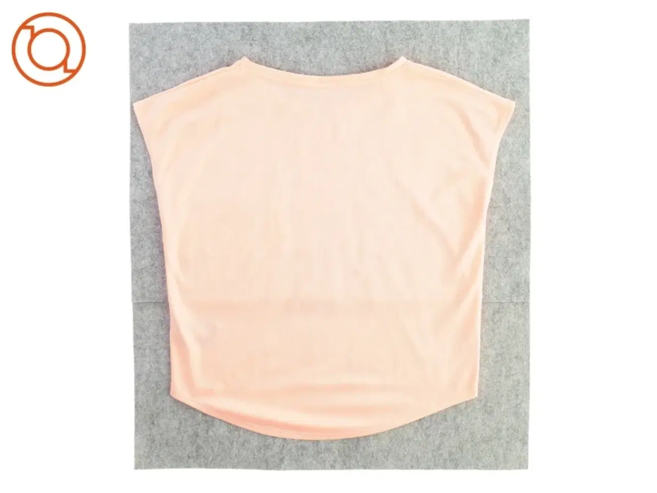 Billede 2 - T-Shirt fra H&M (str. 146)