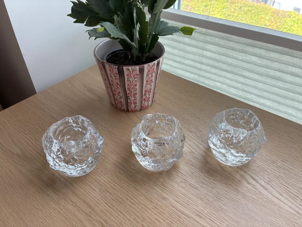 Billede 2 - Snowball fyrfadsstager "lille" fra Kosta Boda