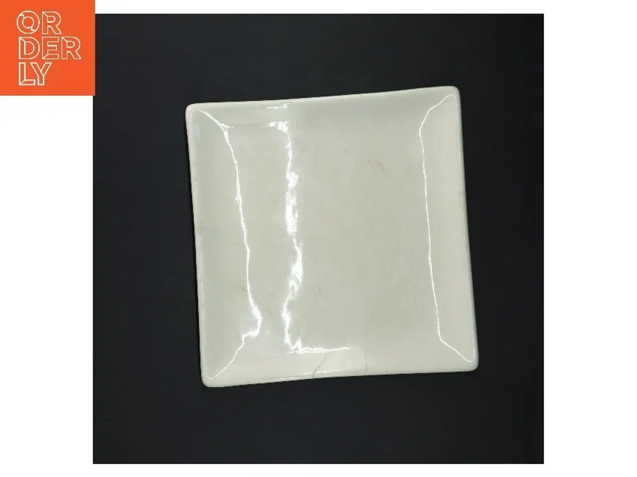 Billede 2 - Rektangulært hvidt porcelænsfad (str. 19x19 cm)