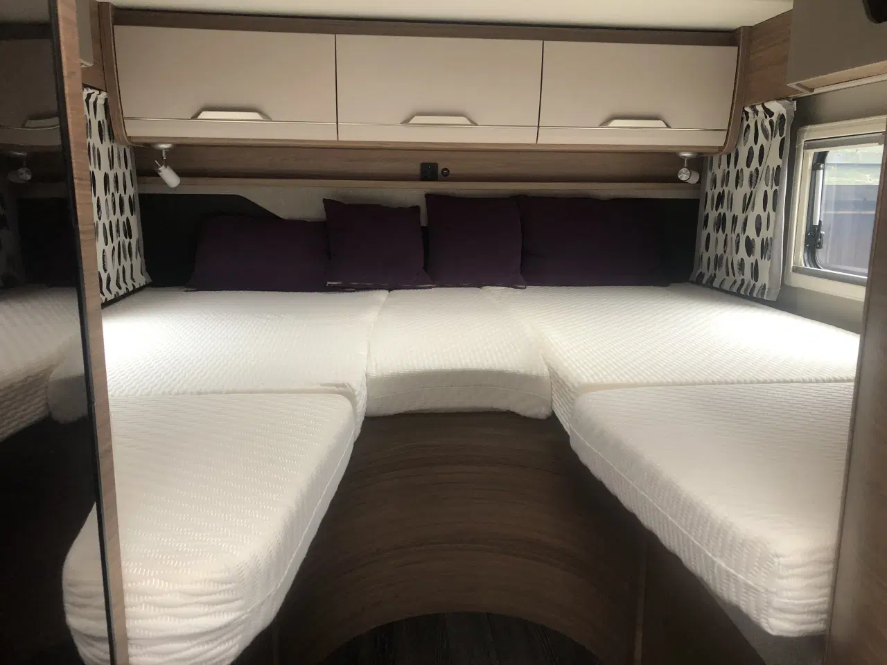 Billede 17 - KNAUS VANSATION TI 640 MEG 13000km