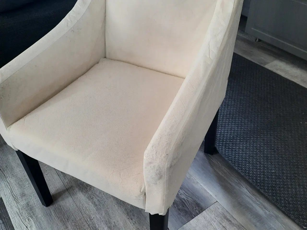 Billede 1 - Spisebordsstole med armlæn