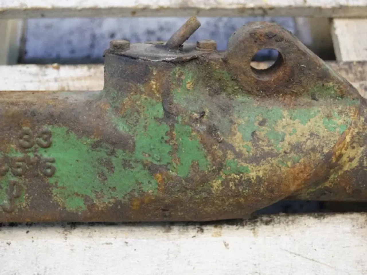 Billede 7 - John Deere 4040 R.H. Liftarm AR80666