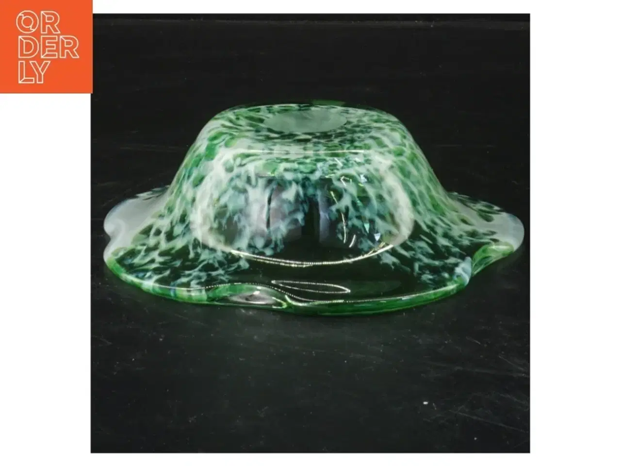 Billede 3 - Mundblæst Glasfad med bølget kant (str. 15 cm)