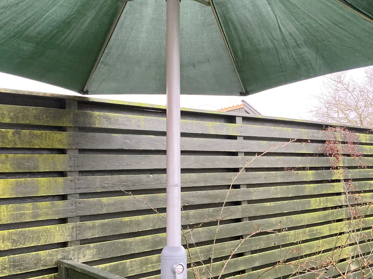 Billede 6 - Parasol + parasolfod (senest søndag d. 19.04.26)