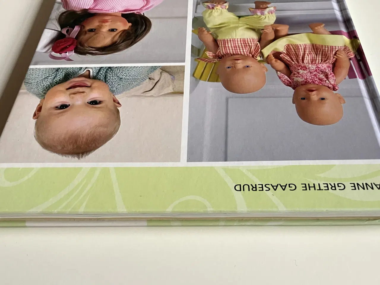 Billede 10 - Små kreasjoner - til baby og dukken Av A. G. Gaase