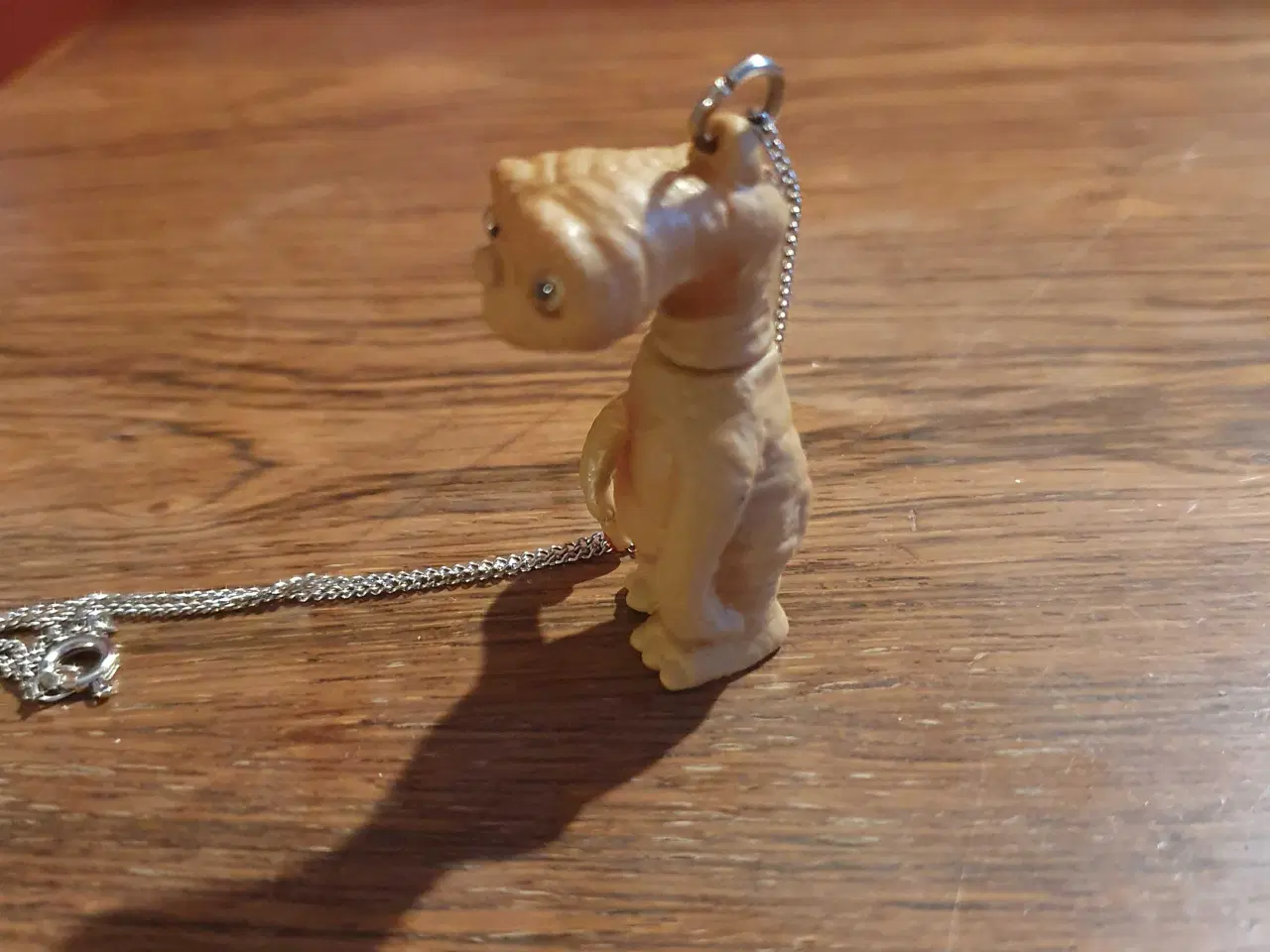 Billede 6 - E.T. figur i halskæde