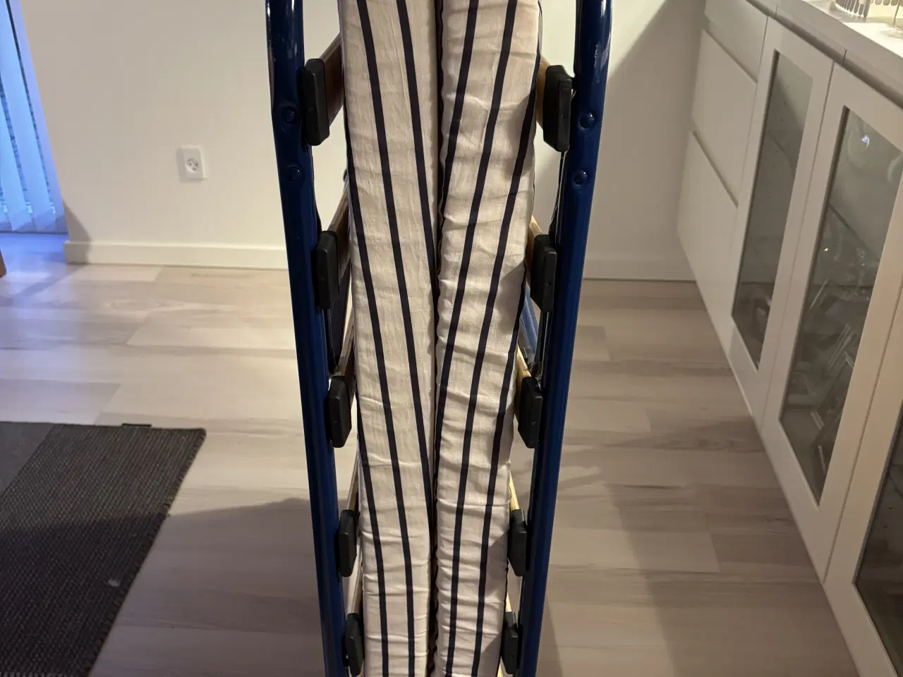 Billede 1 - Foldeseng fra IKEA