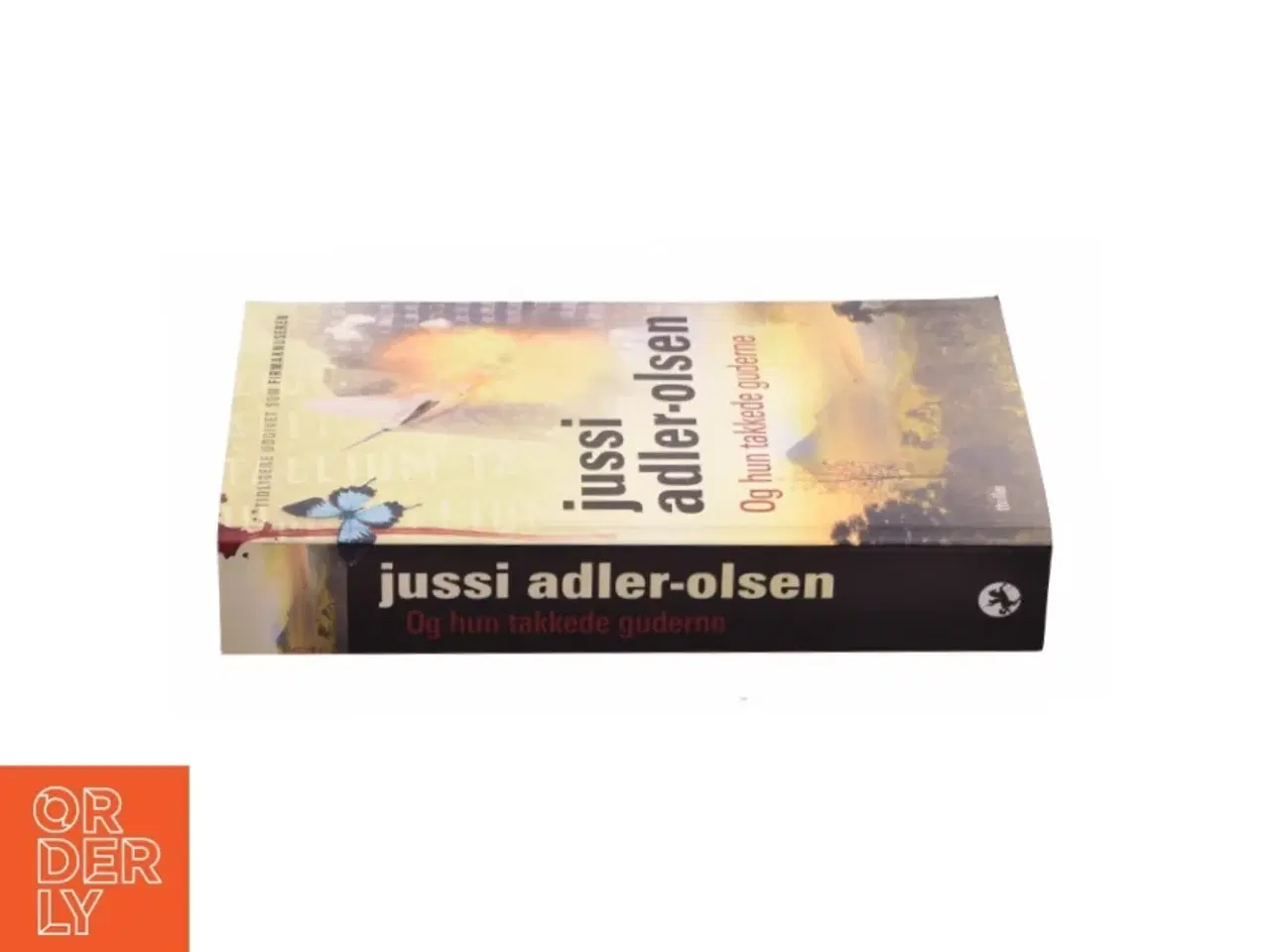 Billede 3 - Og hun takkede guderne af Jussi Adler-Olsen (Bog)