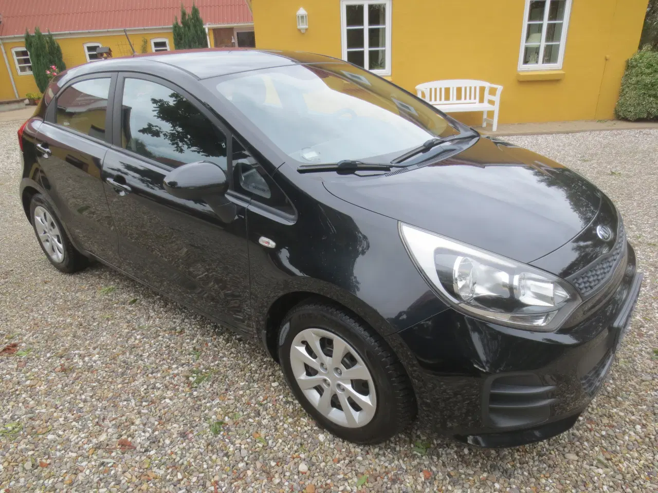 Billede 4 - Kia Rio 1.1 Cd 5 D. 2016. M/ Skærm Nysynet. 