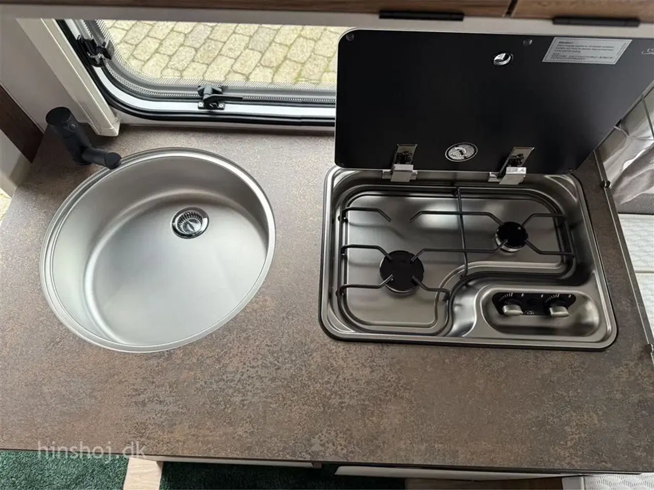 Billede 7 - 2026 - Eriba Touring 430 Legend Lækker rejsevogn med fast dobbeltseng fra Hinshøj Caravan