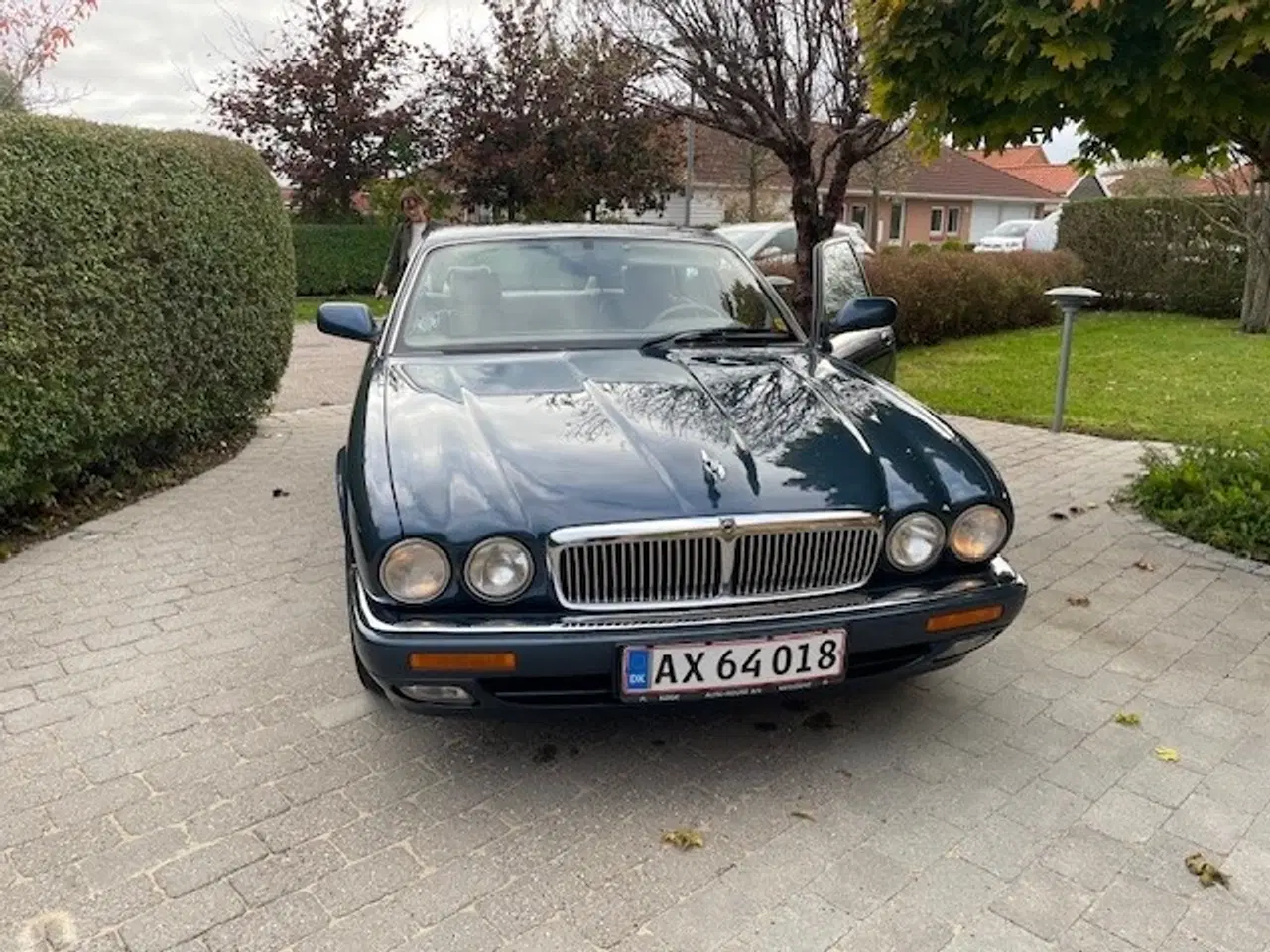 Billede 1 - Flot Jaguar XJ6 årgang 1996 sælges