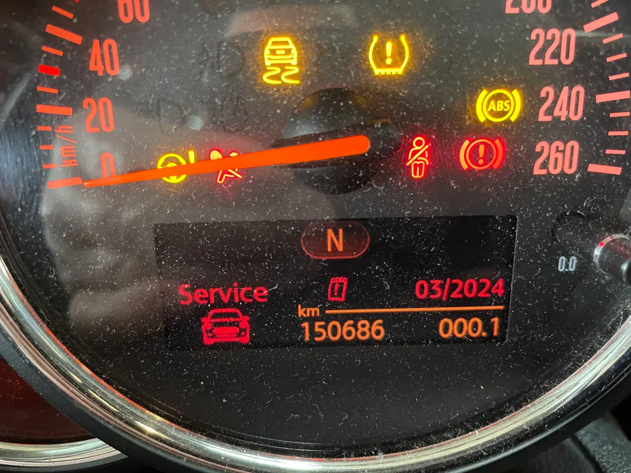 Billede 10 - Fin bil, udstyrsmodel med stort sol/glastag.