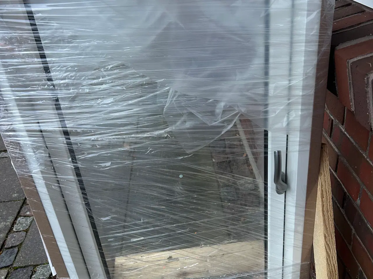 Billede 1 - Nyt vindue str 120 x 60 nypris 3000