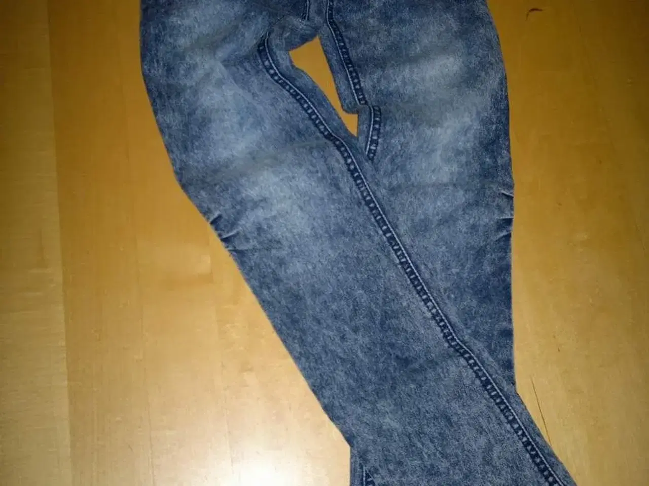 Billede 2 - Nye Molo jeans strækbukser str 146