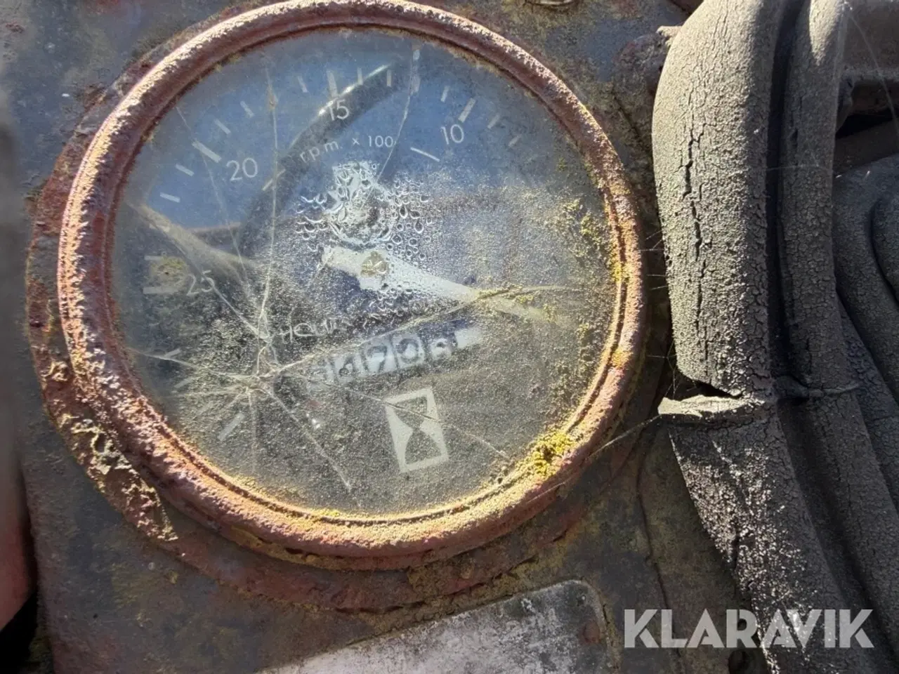 Billede 5 - Veterantraktor Volvo BM T 650 med byggelift