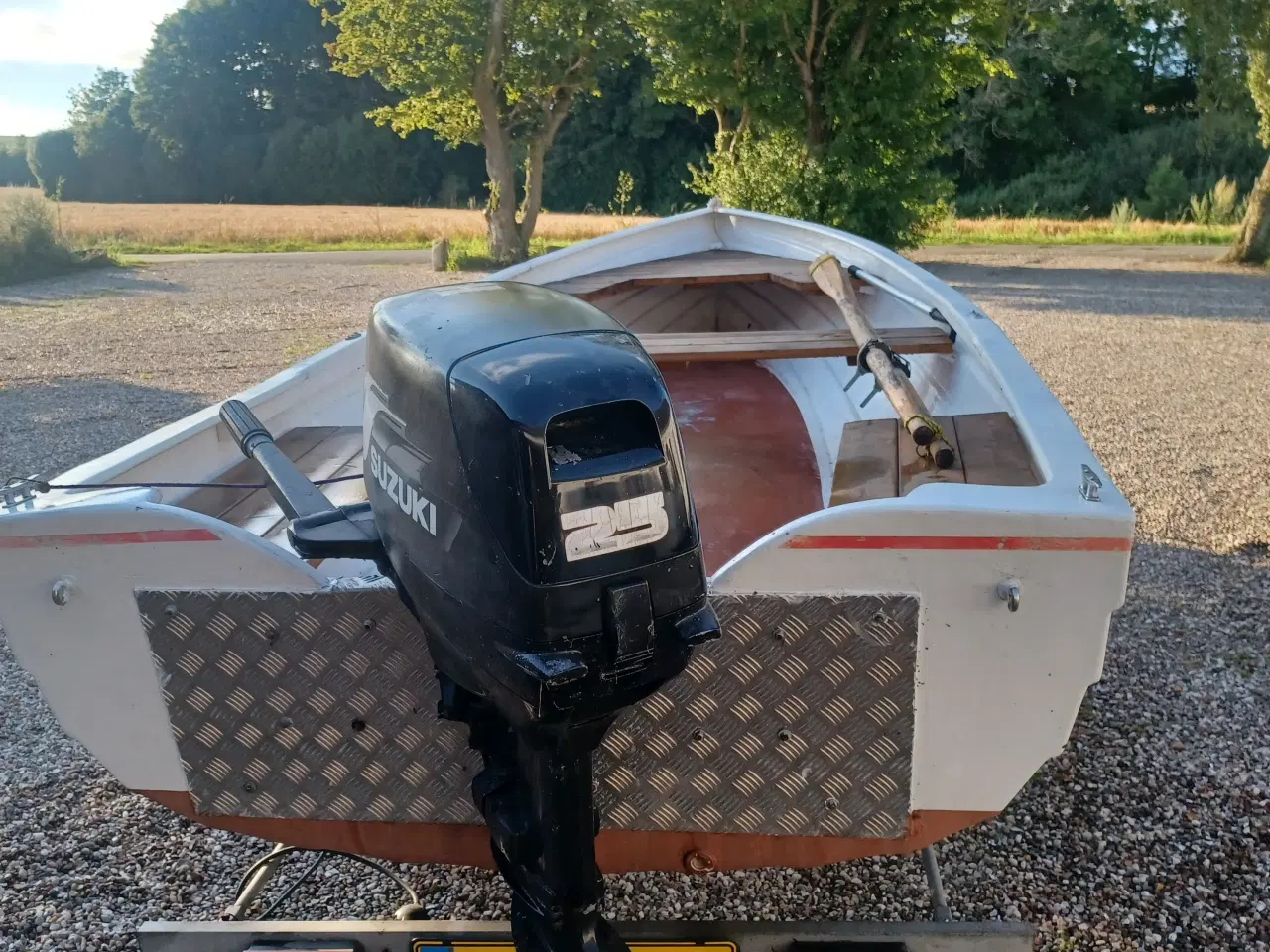 Billede 3 - Jolle med 25 hk motor