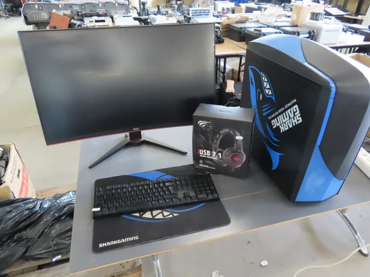 Billede 1 - Gaming PC med Skærmog tastetur (SHARK GAMING)