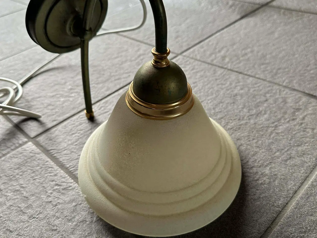 Billede 3 - Flotte lamper sælges