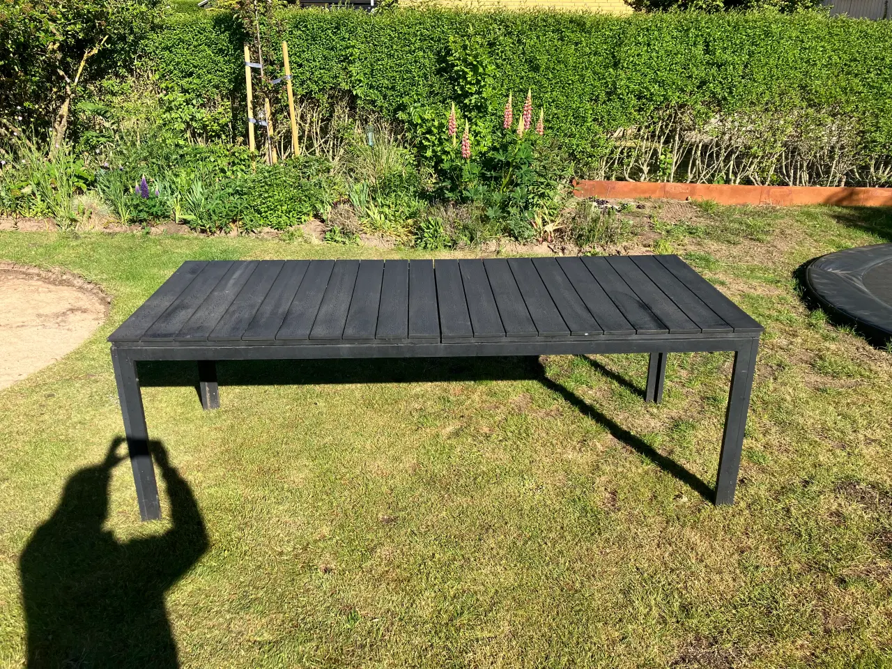 Billede 1 - Havebord i vedligeholdelsesfri materiale 