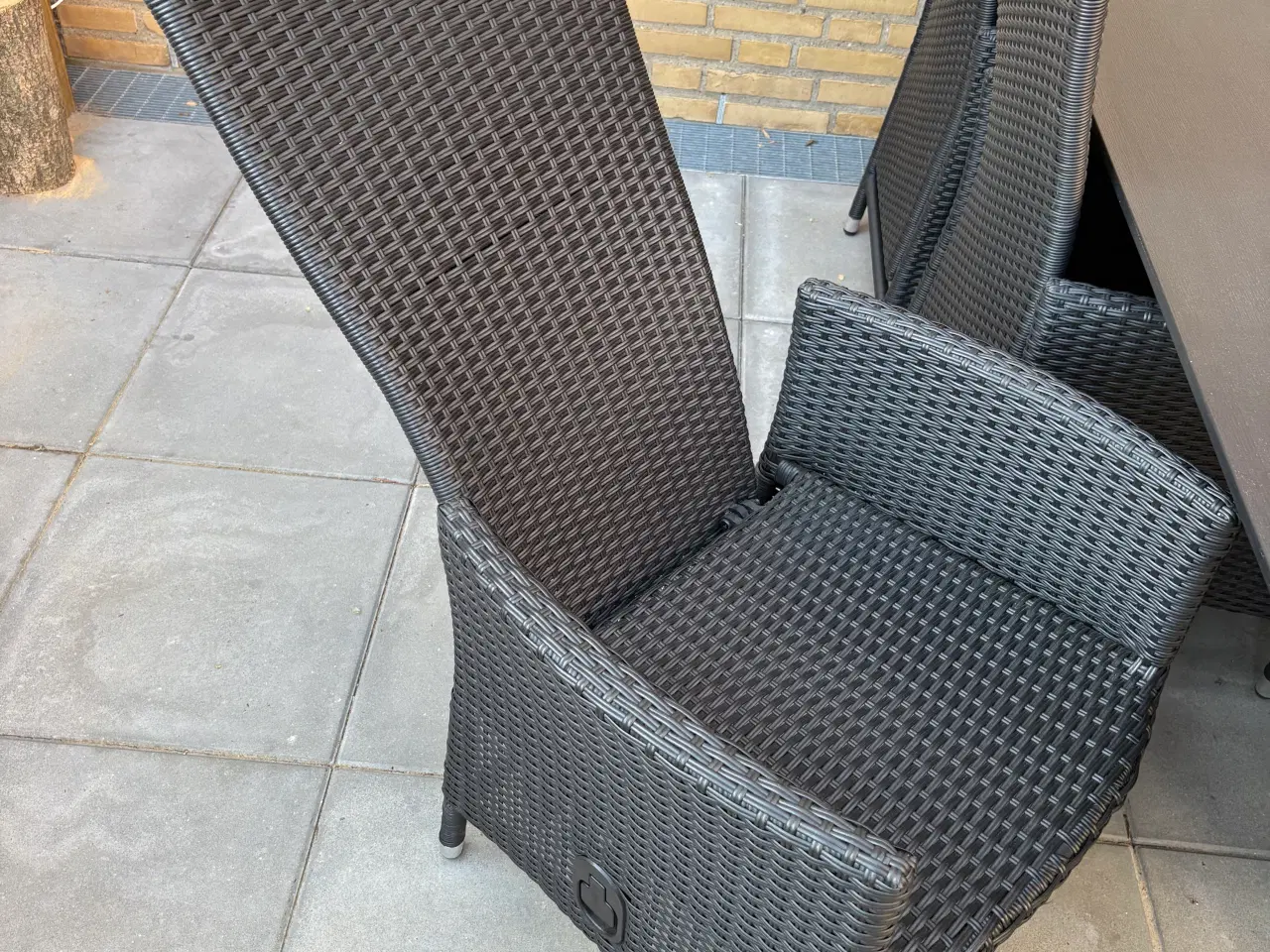 Billede 3 - Rigtig fint bor med 6 stole