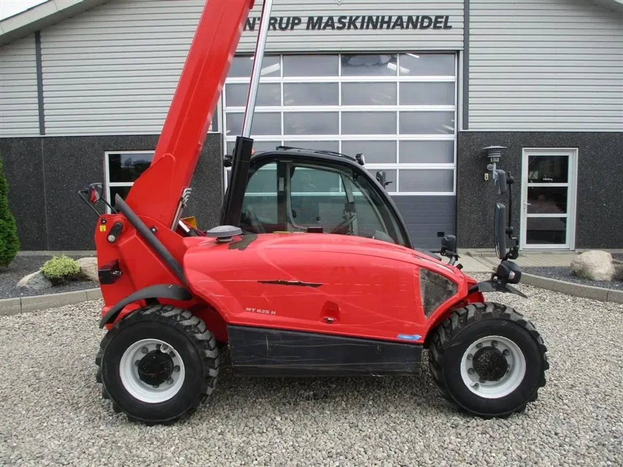 Billede 11 - Manitou MT625H Comfort Dansk maskine, med hydrauliske pallegafler.